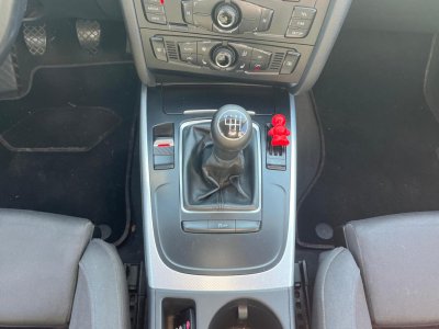 Audi A4 Avant 20 TDI DPF - 143 CH  BREAK Attraction GARANTIE 12 MOIS   - 9