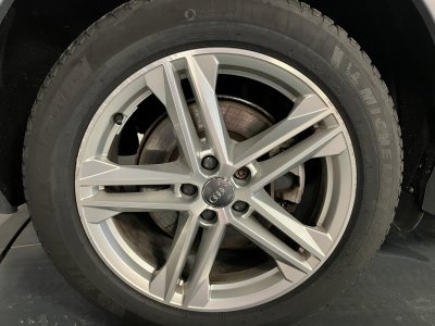 Audi Q5 Quattro 20 40 TDI - 190 - BV S-tronic  S line   - 52