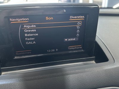 Audi Q3 20 TDI 177 ch Quattro Ambiente PHASE 2 S tronic 7 ~ Climatisation automatique bi-zone ~ Écran multimédia ~ Radars AR   - 20