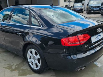 Audi A4 2010   - 6