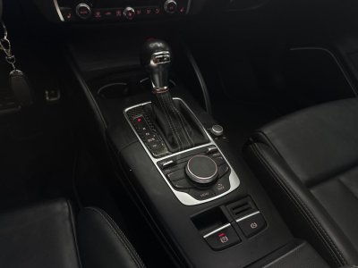 Audi S3 Quattro 20 TFSI 300 S-TRONIC Toit Ouvrant / Siéges chauffant / Ligne Miltek   - 16