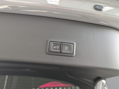 Audi RS6 AVANT PERFORMANCE 605 CH - SUIVI COMPLET - CERAMIQUE - PACK CARBONE - DYNAMIC %2B - IMMAT FR - 15