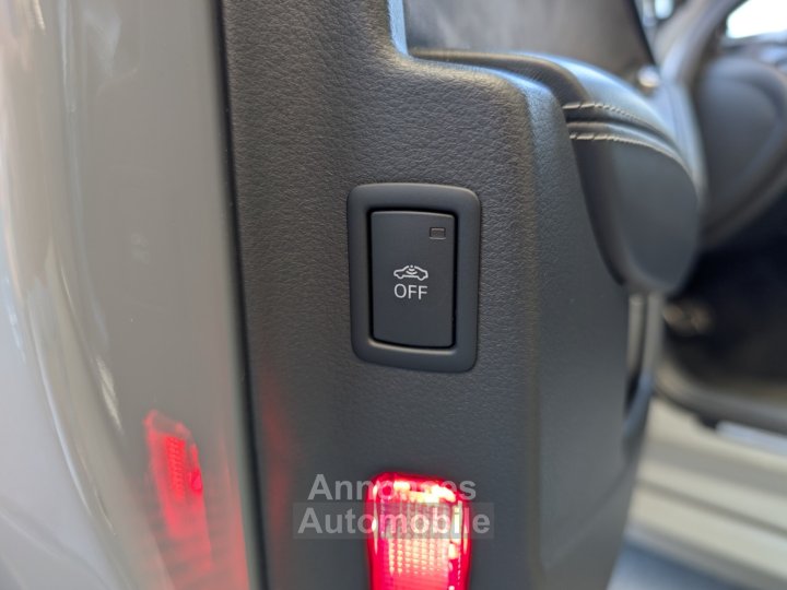 Audi RS6 AVANT PERFORMANCE 605 CH - SUIVI COMPLET - CERAMIQUE - PACK CARBONE - DYNAMIC %2B - IMMAT FR - 54