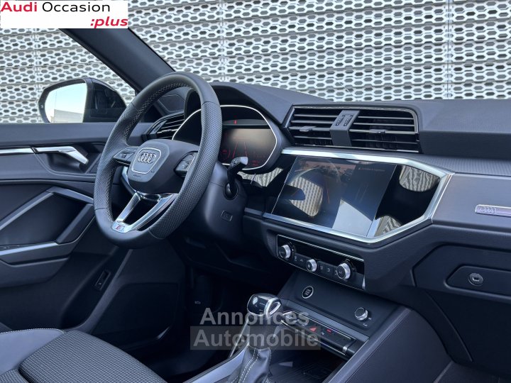 Audi Q3 35 TFSI 150 ch S tronic 7 S line - 7