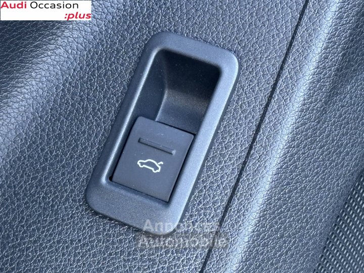 Audi Q3 35 TFSI 150 ch S tronic 7 S line - 32