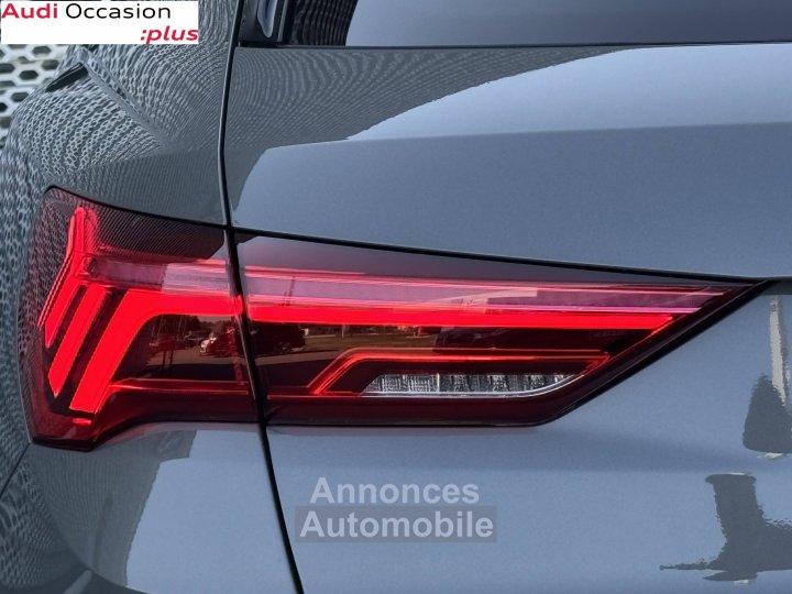 Audi Q3 35 TFSI 150 ch S tronic 7 S line - 37