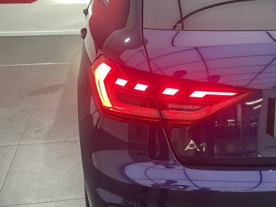 Audi A1 Sportback 30 TFSI 116 ch S tronic 7 S Line   - 53