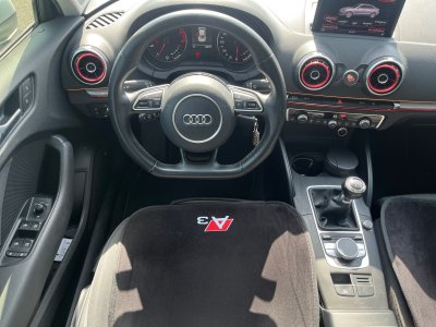 Audi A3 BERLINE 14 TFSI COD 140 Ambition - Garantie 12 mois - 12