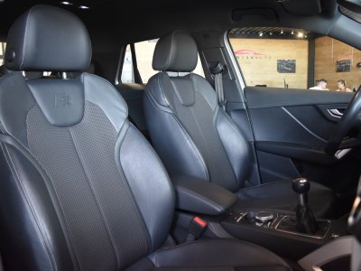 Audi Q2 14 TFSI COD 150 ch BVM6 S Line   - 13