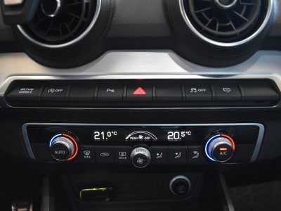 Audi Q2 14 TFSI COD 150 ch BVM6 S Line   - 21