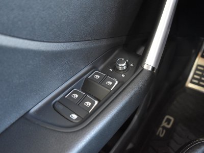 Audi Q2 14 TFSI COD 150 ch BVM6 S Line   - 22