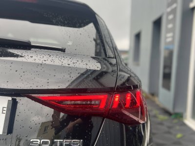 Audi A3 Sportback IV 30 TFSI 110ch S line   - 11