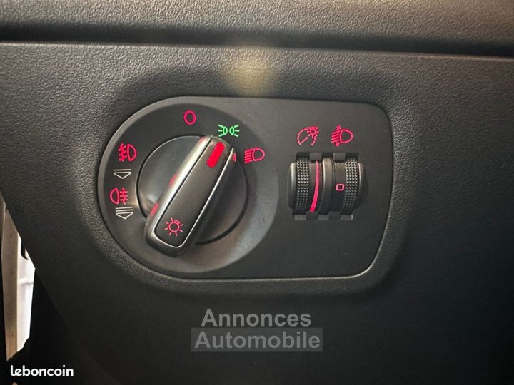 Audi TT 18 TFSI 160 S line SUIVI COMPLET ENTRETIEN &Agrave; JOUR - 21