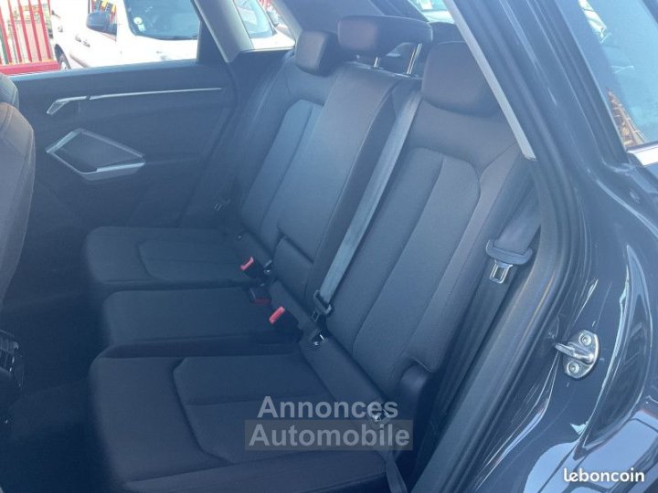 Audi Q3 35 TDI 150CH DESIGN S TRONIC 7 - 10