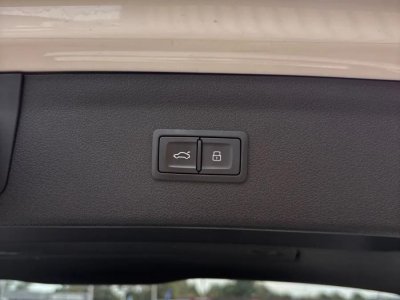 Audi Q3 20 TDI 184 S-LINE QUATTRO S-TRONIC / Toit ouvrant   - 28