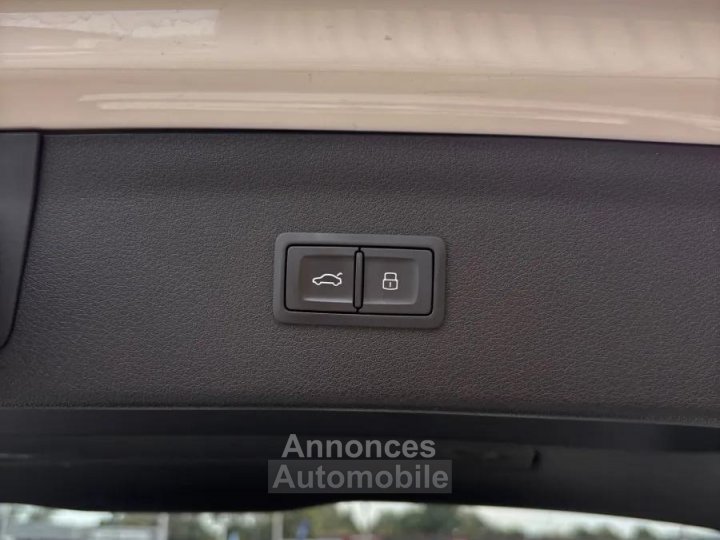 Audi Q3 20 TDI 184 S-LINE QUATTRO S-TRONIC / Toit ouvrant - 28