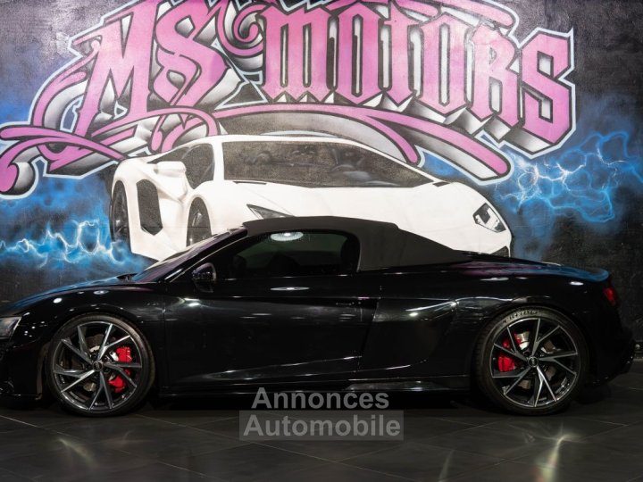 Audi R8 Spyder V10 PERF - 3