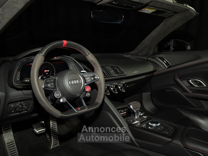 Audi R8 Spyder V10 PERF - 7