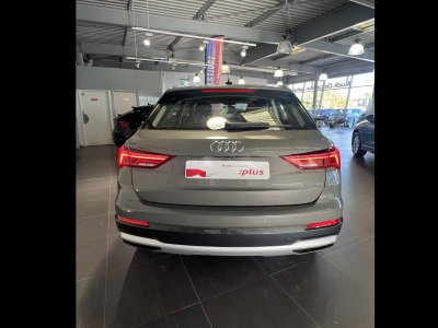 Audi Q3 35 TFSI 150 ch S tronic 7 Design Luxe   - 11