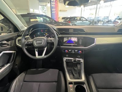 Audi Q3 35 TFSI 150 ch S tronic 7 Design Luxe   - 12