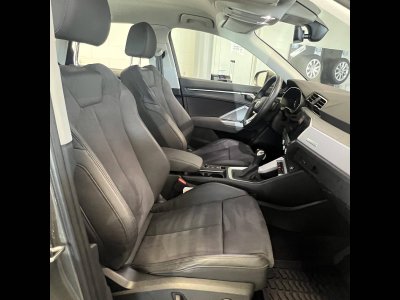 Audi Q3 35 TFSI 150 ch S tronic 7 Design Luxe   - 16