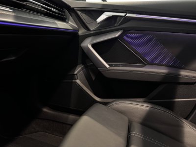 Audi A3 Sportback 35 TFSI Mild Hybrid 150 S tronic 7 S line   - 24