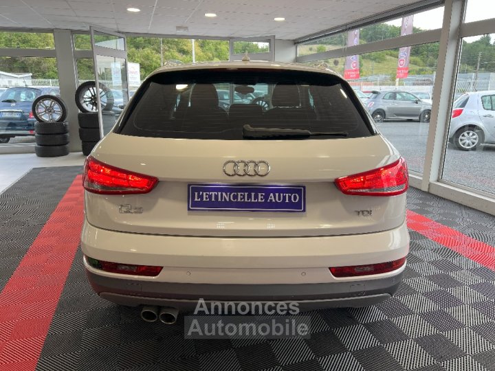 Audi Q3 20 TDI Ultra 150 ch Ambiente - 9