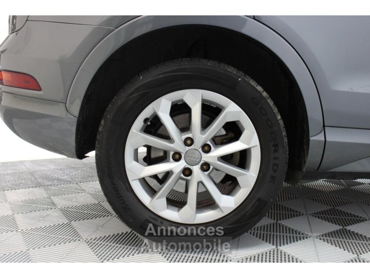 Audi Q3 14 TFSI COD 150 AMBIENTE 2015 PHASE 2 GARANTIE 48 MOIS POSSIBLE - 27