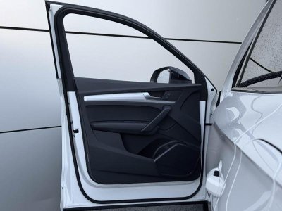 Audi Q5 50 TFSI e 299ch S line quattro S tronic 7 Euro6d-T 15cv   - 12