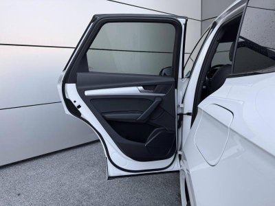 Audi Q5 50 TFSI e 299ch S line quattro S tronic 7 Euro6d-T 15cv   - 19