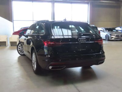Audi A4 Avant 30TDi Adv STRONIC   - 3