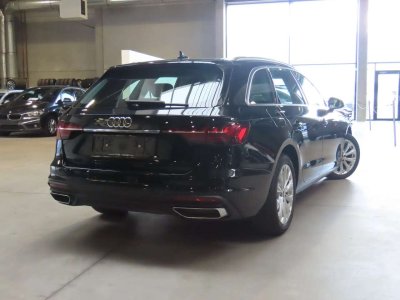 Audi A4 Avant 30TDi Adv STRONIC   - 4