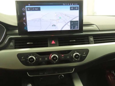 Audi A4 Avant 30TDi Adv STRONIC   - 10