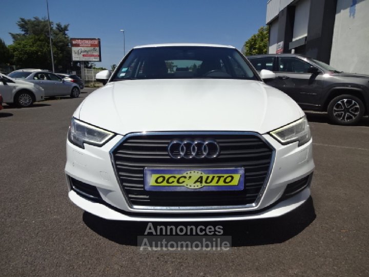 Audi A3 20 TDI 150 Design Luxe - 2