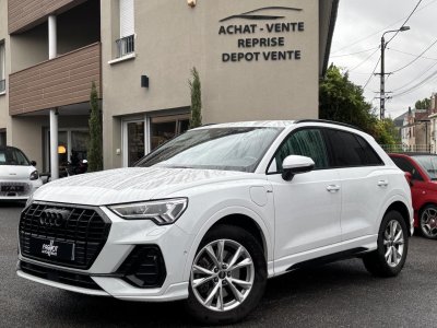 Audi Q3 45 TFSI e - 245 - BV S-Tronic 6  S Line   - 1