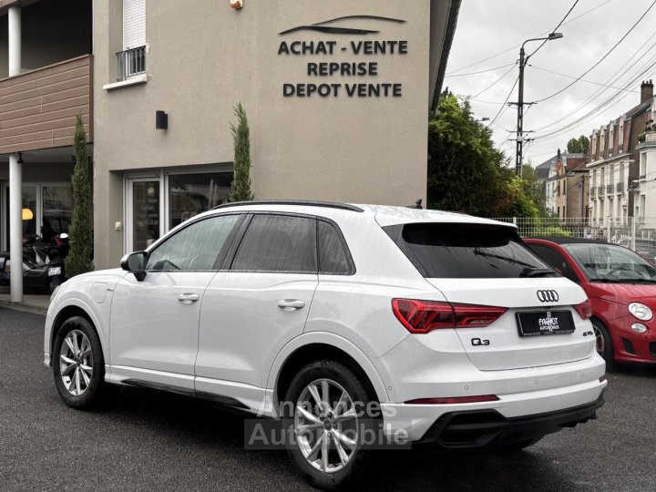 Audi Q3 45 TFSI e - 245 - BV S-Tronic 6  S Line - 2