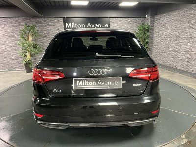 Audi A3 14 TFSI e-tron S line - 4