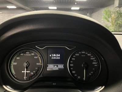 Audi A3 14 TFSI e-tron S line - 27