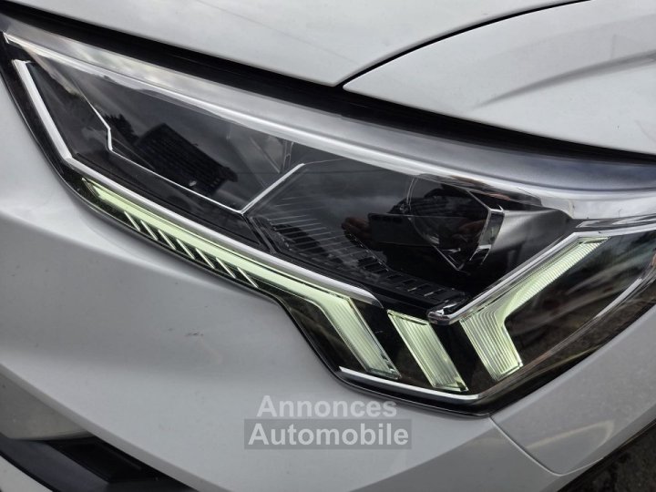 Audi Q3 Sportback 35 TDI 150CH S LINE S TRONIC 7 - 17