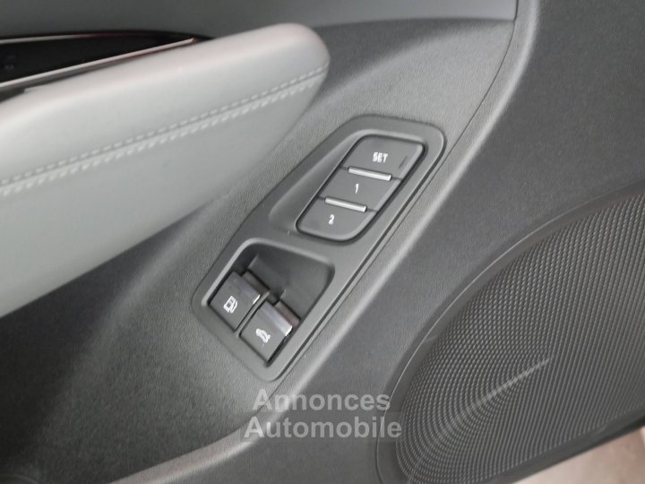 Audi Q3 HYBRIDE e-hybrid 272 ch S tronic 6 S line - 8