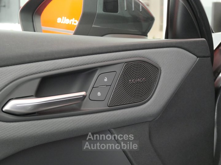 Audi Q3 HYBRIDE e-hybrid 272 ch S tronic 6 S line - 9