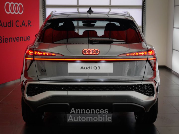 Audi Q3 HYBRIDE e-hybrid 272 ch S tronic 6 S line - 19