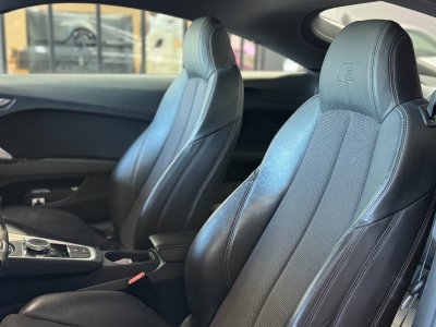 Audi TT S-line Ultra 20 TDI 184 ch ~ Auto hold ~ Radar AV et AR ~ Distri OK ~ ENTRETIENS ~ R&eacute;gulateur de vitesse   - 37