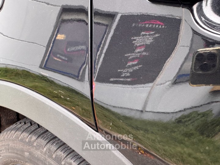 Audi Q3 20 TDI 140 ch Quattro S line S tronic 7 Distribution ok - 48