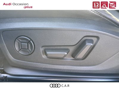 Audi Q3 45 TFSIe 245 ch S tronic 6 S line   - 11