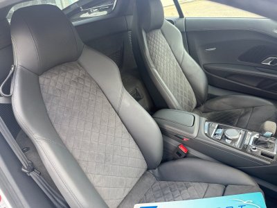 Audi R8 COUPE QUATTRO PERFORMANCE 52 FSI 620 DECENNIUM N° 113 / 222   - 12