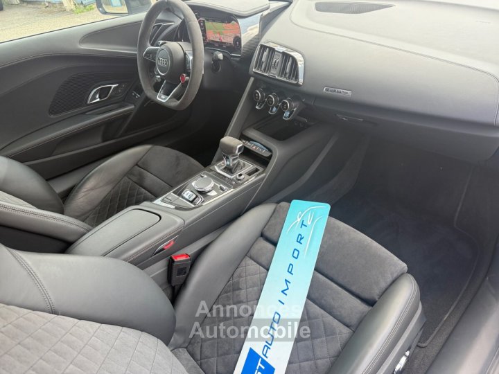 Audi R8 COUPE QUATTRO PERFORMANCE 52 FSI 620 DECENNIUM N° 113 / 222 - 13