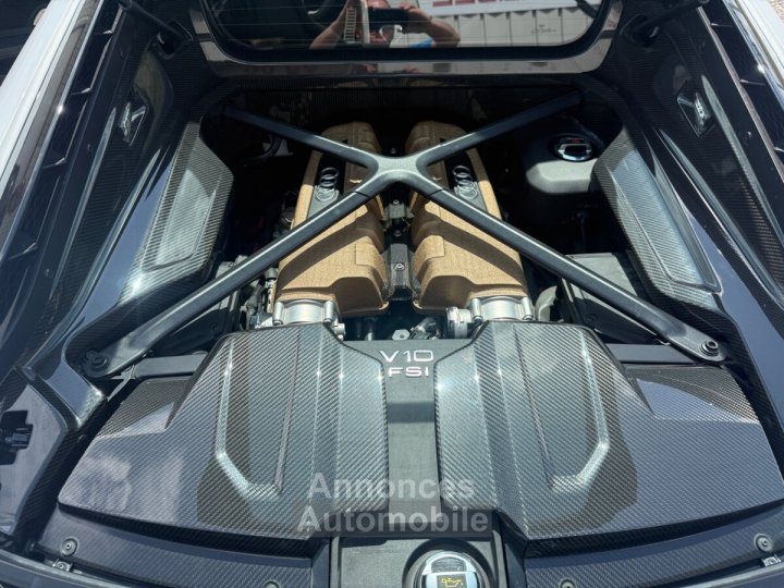 Audi R8 COUPE QUATTRO PERFORMANCE 52 FSI 620 DECENNIUM N° 113 / 222 - 16