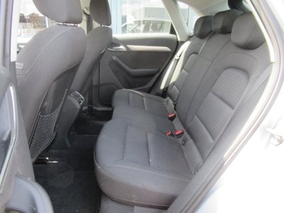 Audi Q3 20 TDI Ultra 150 ch Ambiente   - 9