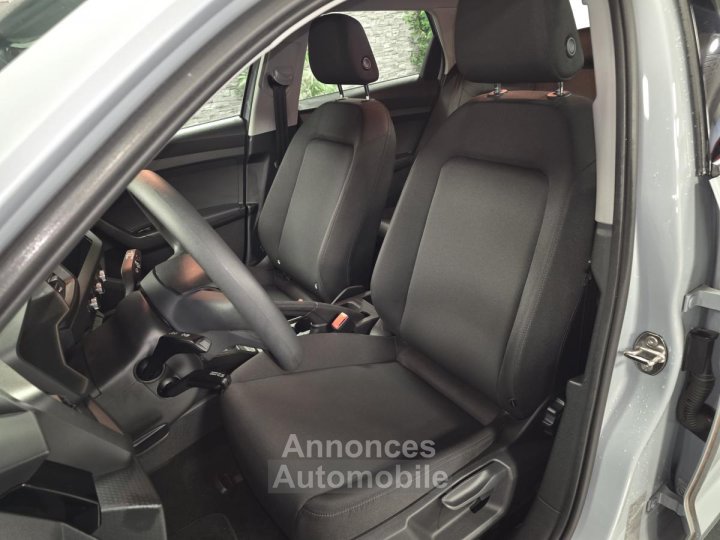 Audi A1 Sportback 15 35 TFSI - 150 - BV S-Tronic Business line - 12